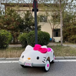 Xe Ô Tô Điện Mẫu Hello Kitty
